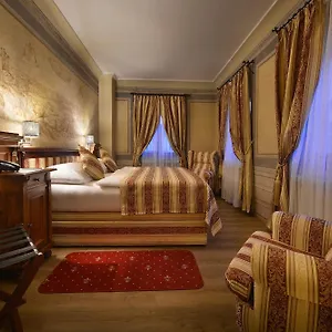 The Charles 4* Praga